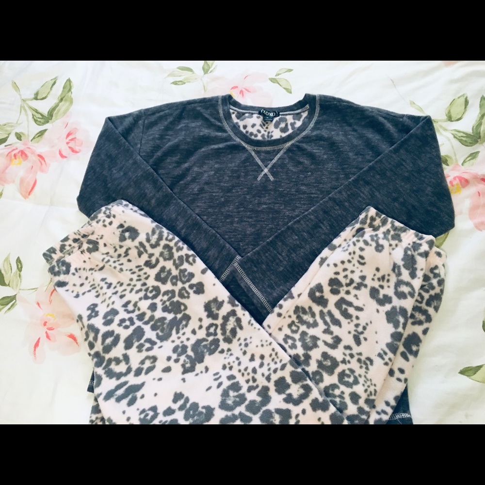 Women’s extra large pajama’s